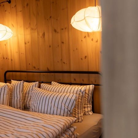 Viesuli Village Villas Saraiķi Eksteriør bilde