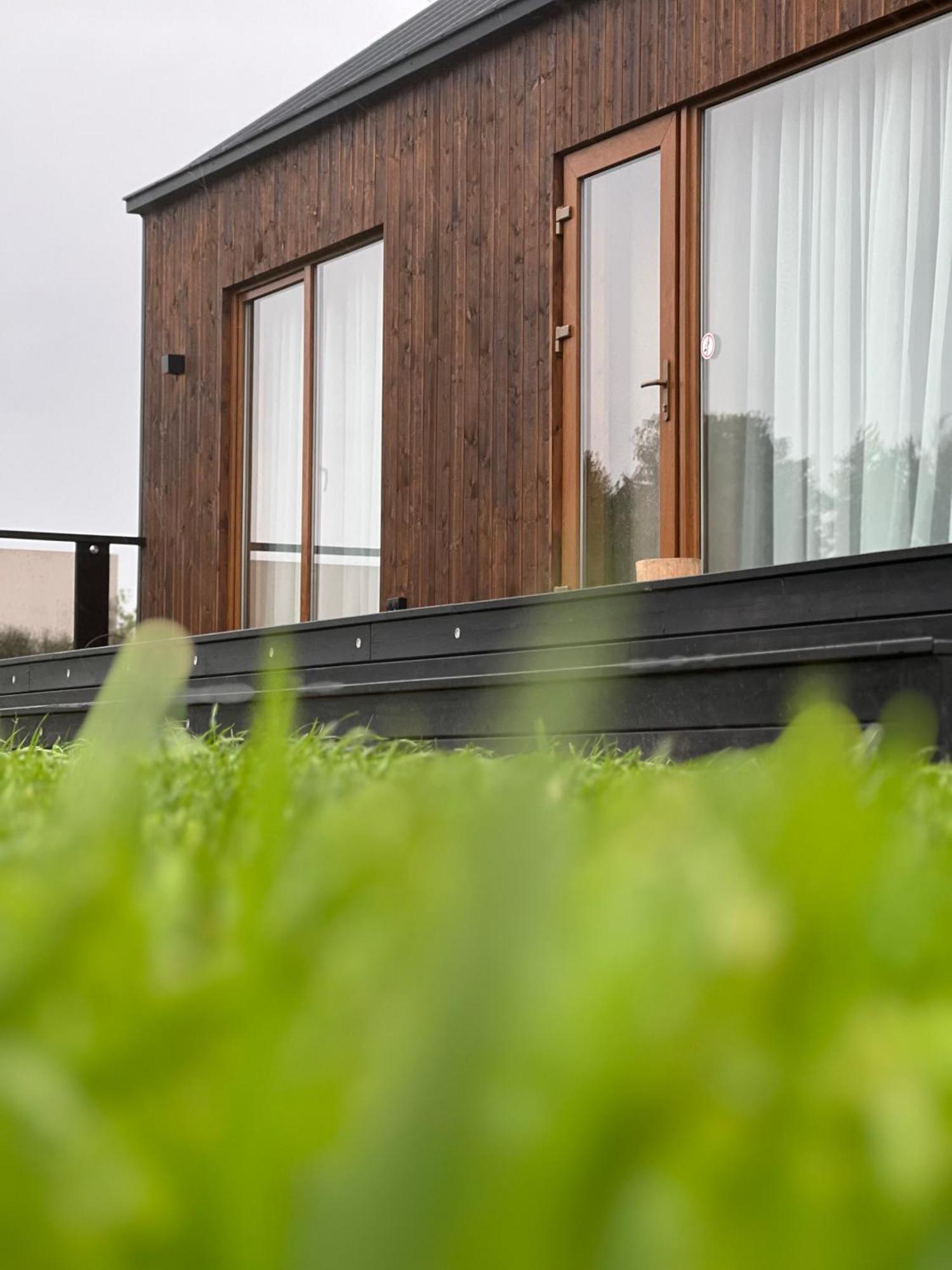 Viesuli Village Villas Saraiķi Eksteriør bilde