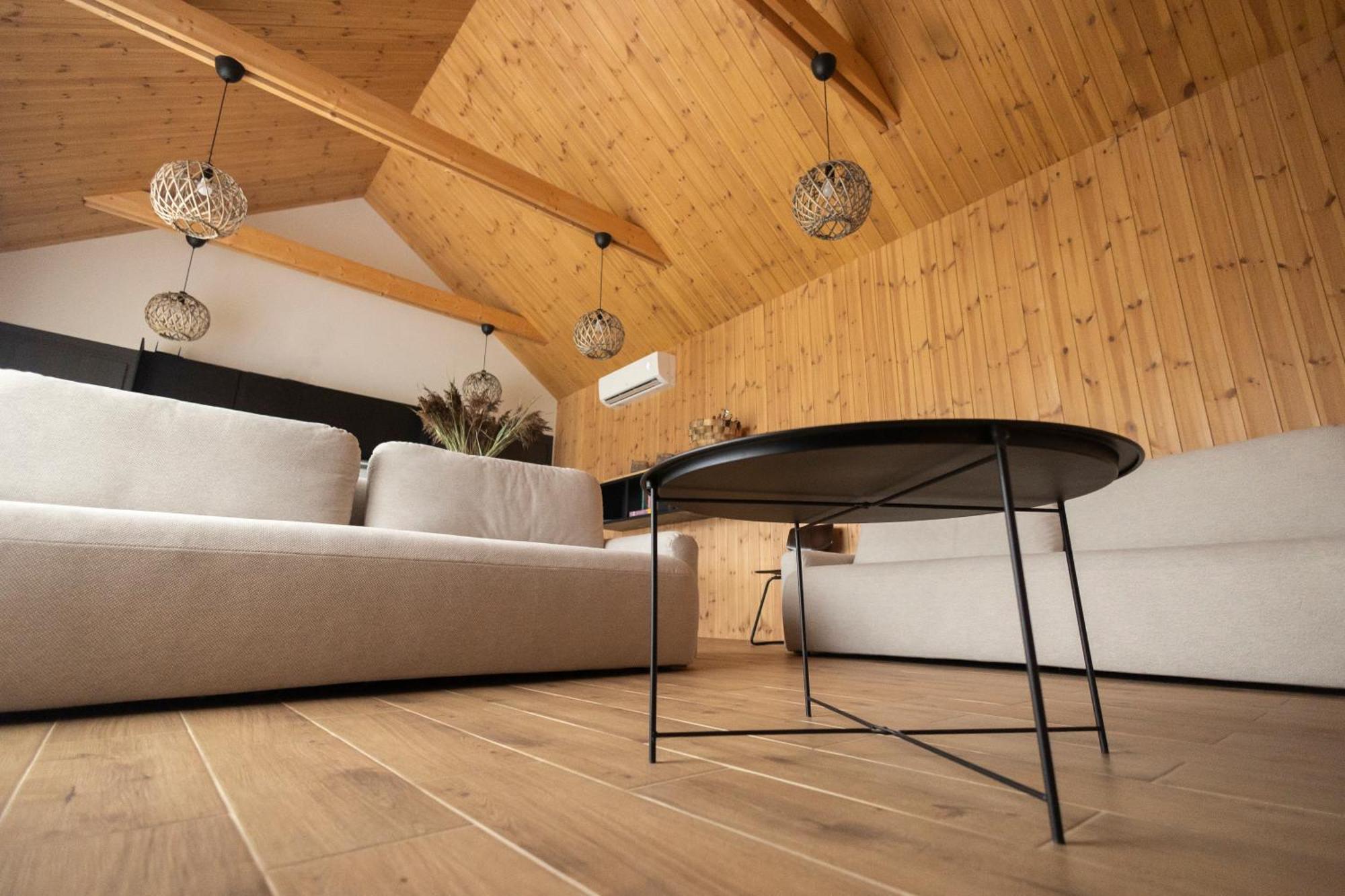 Viesuli Village Villas Saraiķi Rom bilde