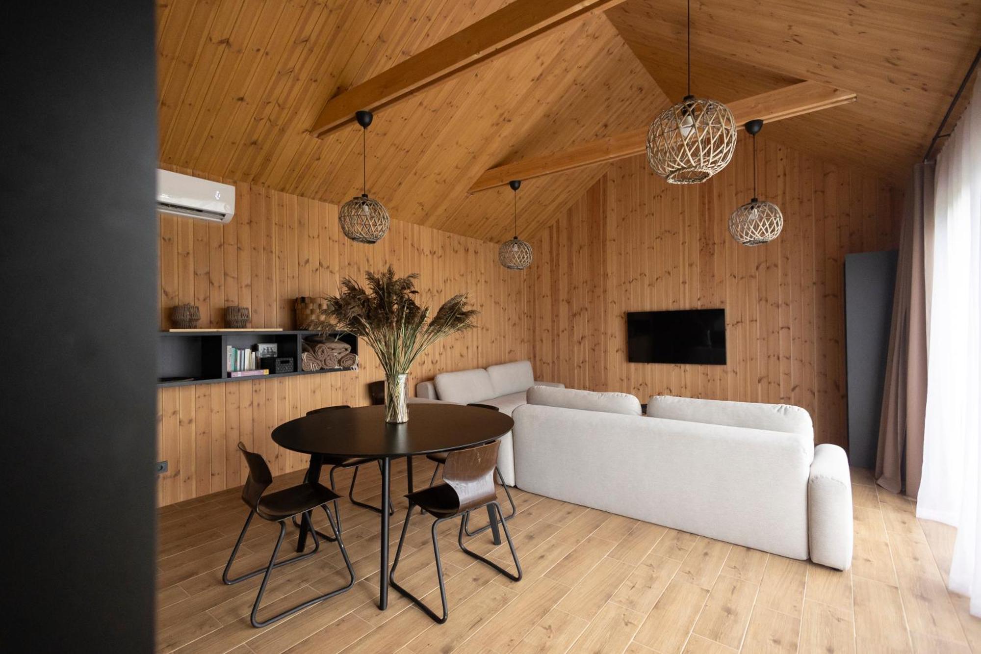 Viesuli Village Villas Saraiķi Rom bilde
